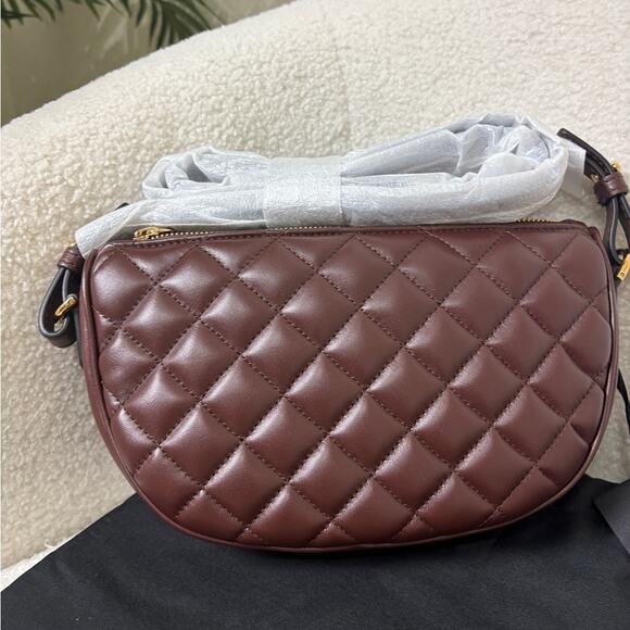 Versace Quilted Burgundy/brown Crossbody Bag with Gold Chain - Picture 4 of 7